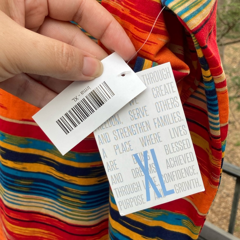 NWT LuLaRoe Colorful red, orange, blue, Striped Women's Irma Top sz XL - Picture 4 of 7